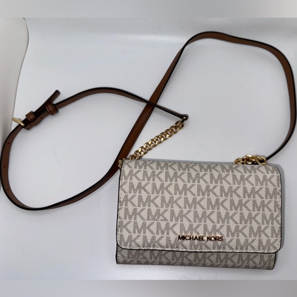Michael Kors Women’s Wallet & Small Crossbody - Picture 5 of 6